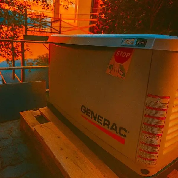 generac-guardian-atardecer-mobile joaquin iwan, fundador de la empresa barilochense iwan generadores